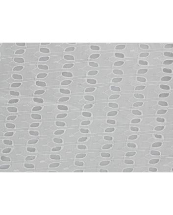 Oval Weave Scalloped Edge Embroidered Anglaise, White