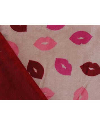 Reversible Ultra Soft Cuddle Fleece Lips, Pink